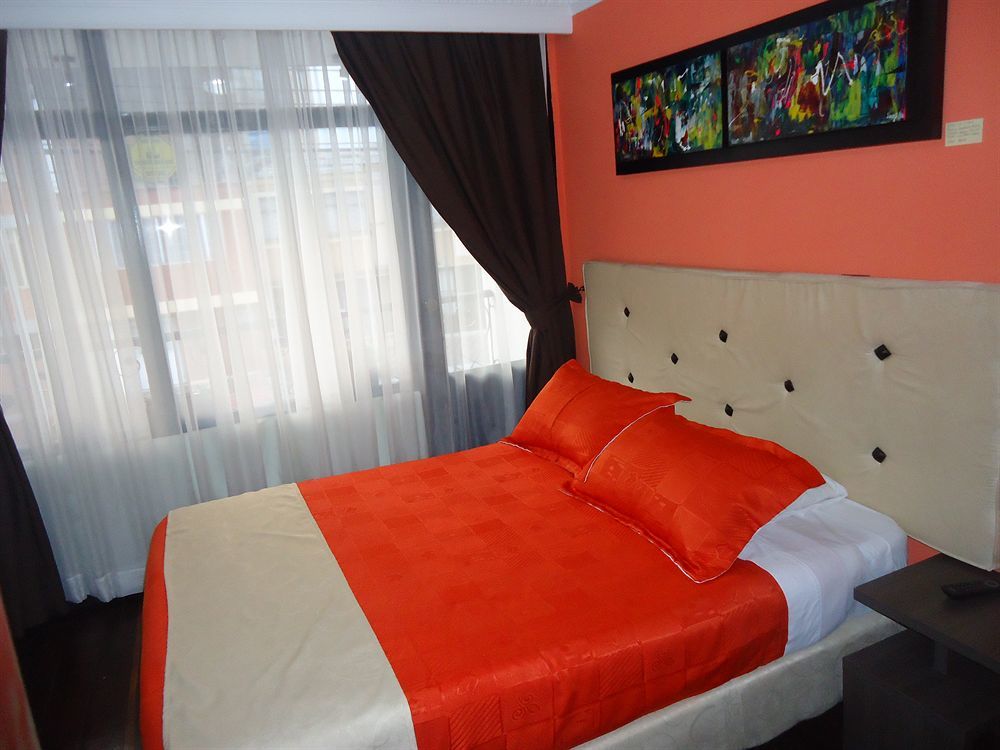 Hotel Central House A 5 Min De La Embajada Americana Bogota Luaran gambar