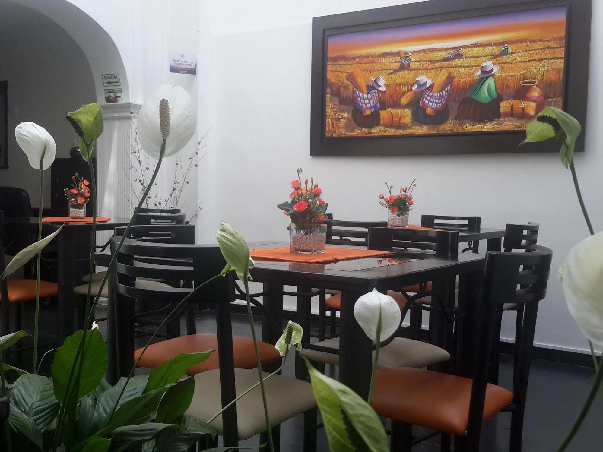 Hotel Central House A 5 Min De La Embajada Americana Bogota Luaran gambar